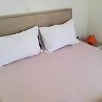 Captivating 15 Sleeps 4 Guests Сплит