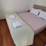Апартаменты Captivating 15 Sleeps 4 Guests Сплит