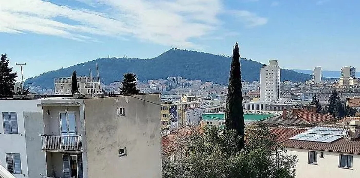 Captivating 15 Sleeps 4 Guests * Split